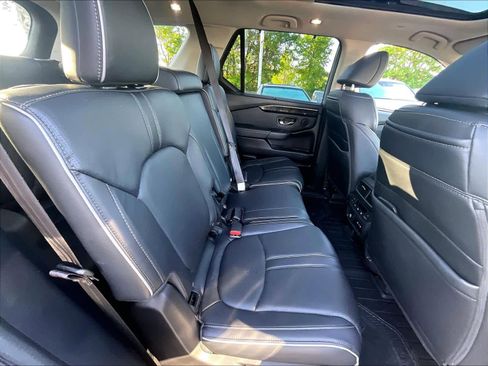 Used 2024 Honda Pilot Elite image 28