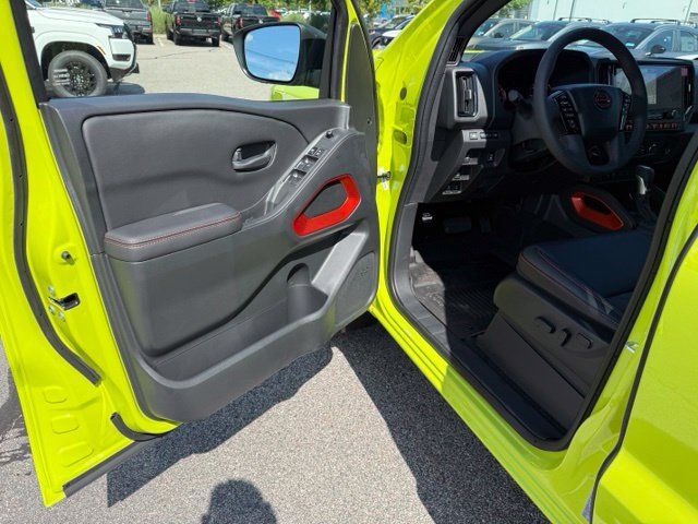 New 2026 Nissan Frontier PRO-4X AWD/4WD image 15