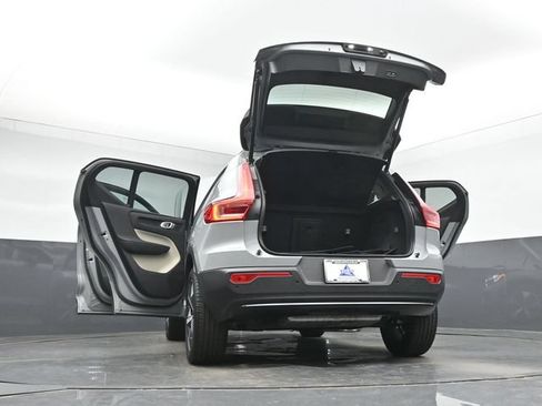 Used 2026 Volvo XC40 B5 Plus AWD/4WD image 54