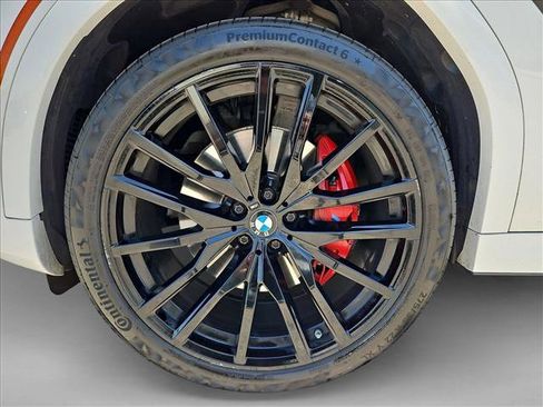 Used 2021 BMW X6 xDrive40i w/ M Sport Package AWD/4WD image 24