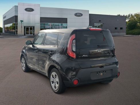 Used 2015 Kia Soul image 8