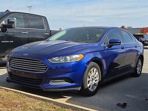 Used 2016 Ford Fusion S image 1