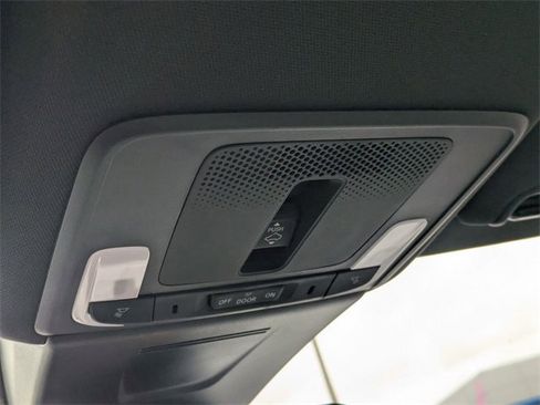 Used 2025 Honda Civic Sport image 22