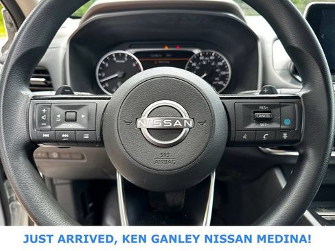 Certified 2023 Nissan Rogue SV AWD/4WD image 12