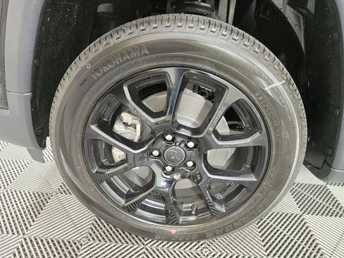 New 2026 Jeep Compass Latitude image 10