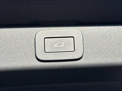 Used 2025 Land Rover Range Rover Sport Dynamic SE AWD/4WD image 22