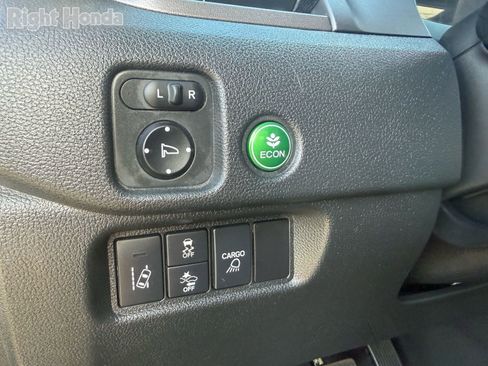 Used 2023 Honda Ridgeline Sport image 14