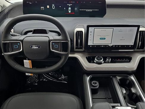 New 2026 Ford Expedition Active AWD/4WD image 12