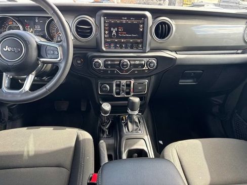 Used 2023 Jeep Wrangler Sahara image 20