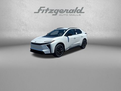 New 2026 Toyota bZ FWD image 3