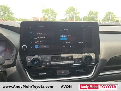 Certified 2024 Toyota Grand Highlander AWD image 19