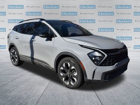 Used 2023 Kia Sportage LX image 3