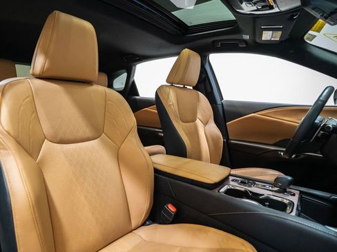 Used 2024 Lexus RX 350 Premium Plus w/ Convenience Package image 12