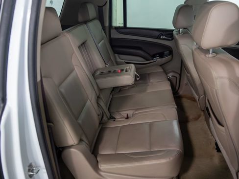 Used 2018 Chevrolet Suburban LT w/ LT Signature Package AWD/4WD image 20