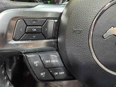 Used 2017 Ford Mustang GT Premium image 37