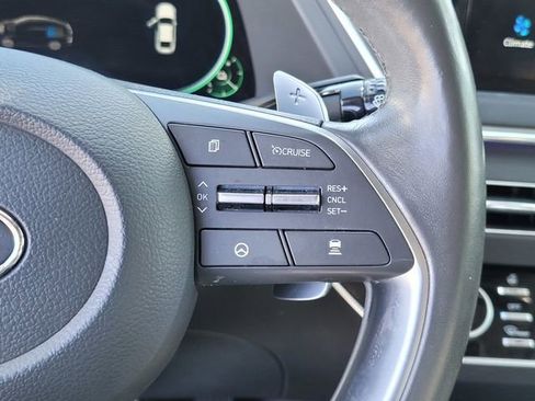 Certified 2022 Hyundai Sonata Limited FWD image 21