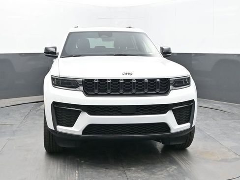 New 2026 Jeep Grand Cherokee L 4WD image 8
