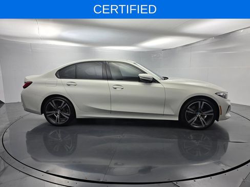 Used 2023 BMW 330i Sedan w/ Driving Assistance Package RWD image 3