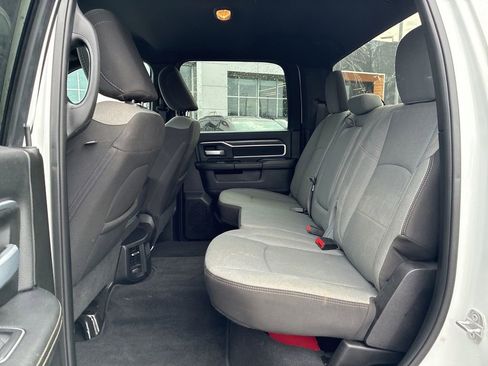 Used 2024 RAM 3500 Big Horn image 14