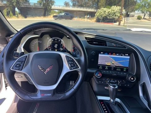 Used 2016 Chevrolet Corvette Z06 w/ 3LZ Preferred Equipment Group RWD image 20