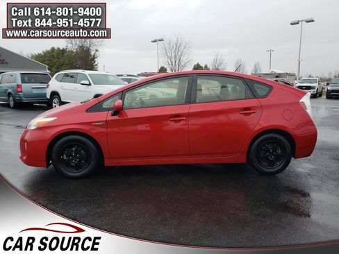 Used 2014 Toyota Prius Two image 9