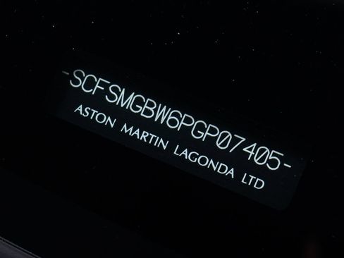 Used 2023 Aston Martin V8 Vantage Roadster image 50