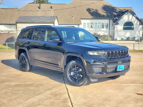 New 2025 Jeep Grand Cherokee L Altitude image 29