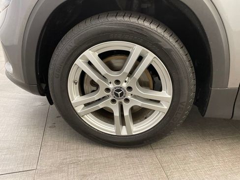 Used 2021 Mercedes-Benz GLB 250 4MATIC image 9