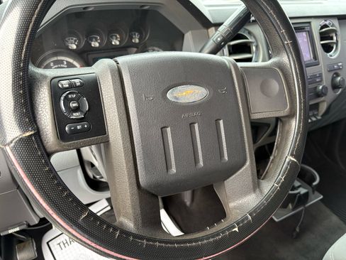 Used 2011 Ford F350 XLT w/ XLT Interior Pkg image 14