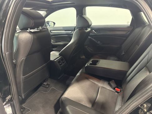 Used 2020 Honda Accord Sport image 32