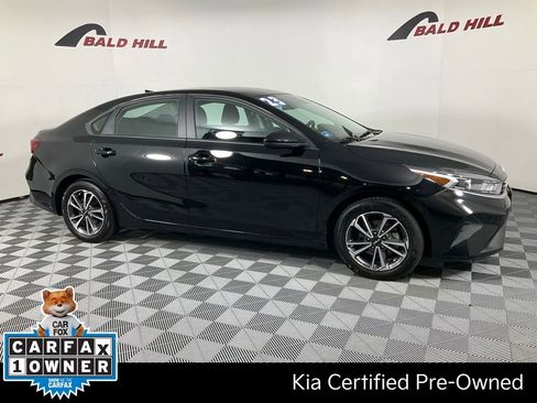 Certified 2023 Kia Forte LXS image 1