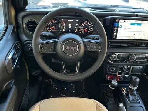 New 2026 Jeep Gladiator Willys AWD/4WD image 15