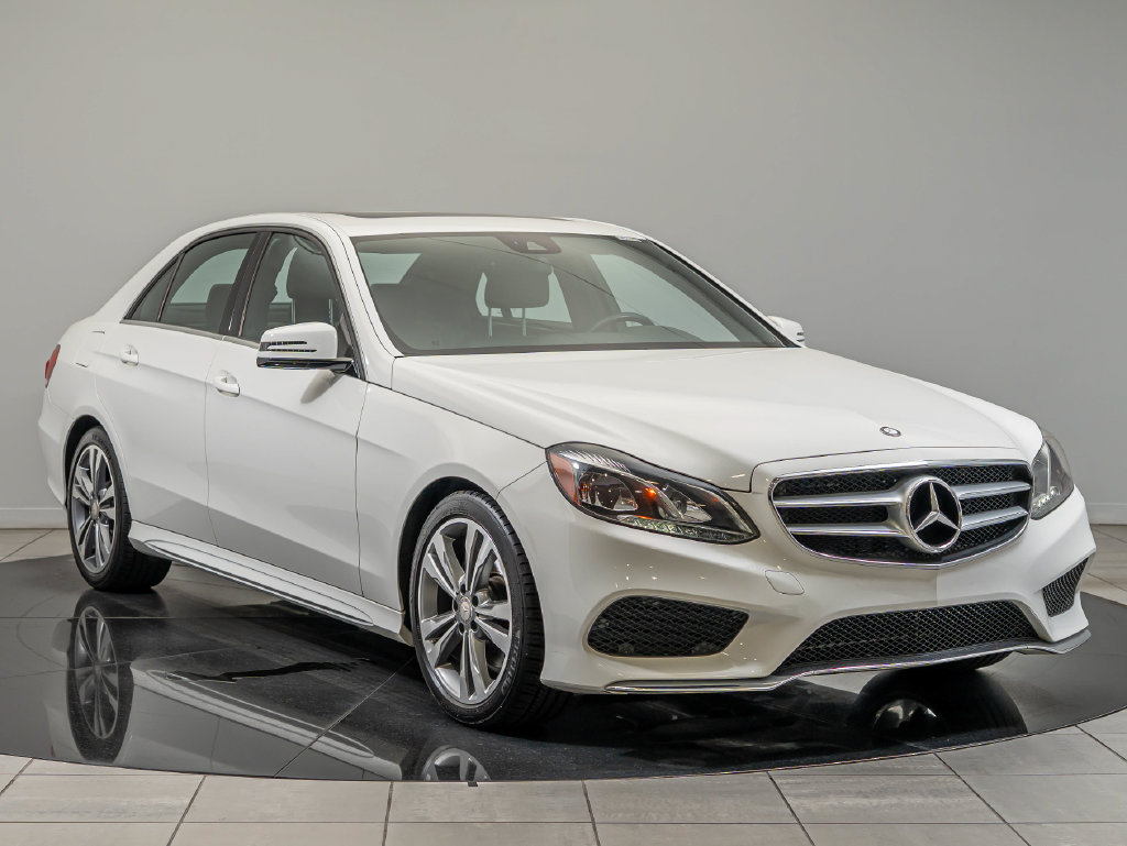 Used 2016 Mercedes-Benz E 350 4MATIC Sedan image 12