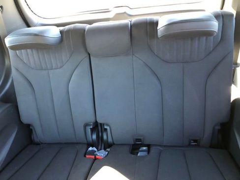 Used 2025 Hyundai Palisade Calligraphy image 13