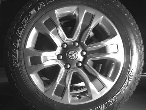 Used 2022 RAM 1500 Limited AWD/4WD image 10