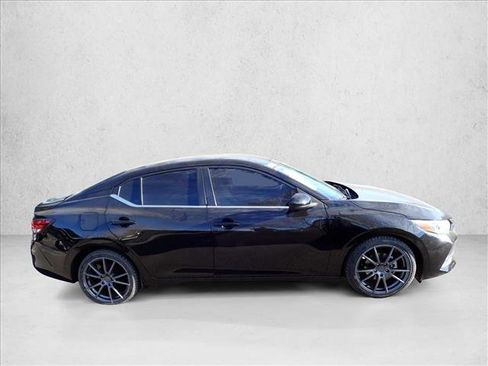Used 2022 Nissan Sentra S image 5