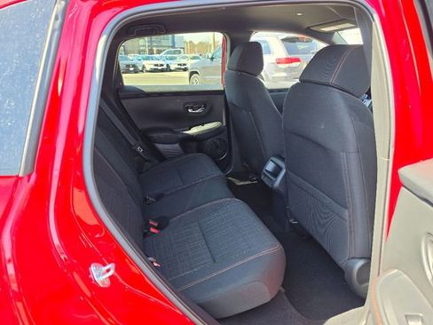 Used 2024 Honda HR-V Sport image 14