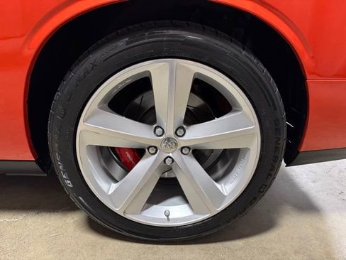 Used 2009 Dodge Challenger SRT8 RWD image 37