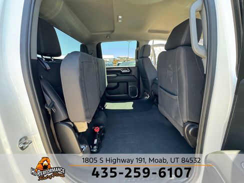 Used 2024 Chevrolet Silverado 2500 LT AWD/4WD image 47