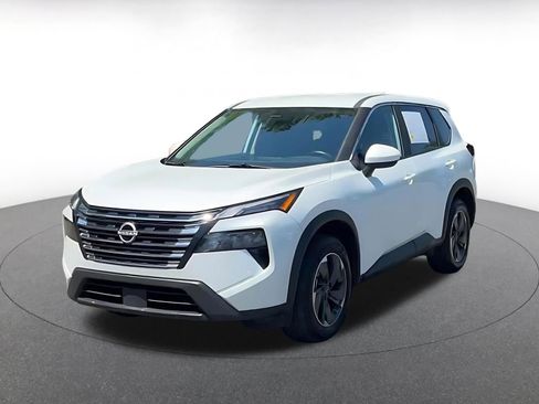 Used 2025 Nissan Rogue SV FWD image 7