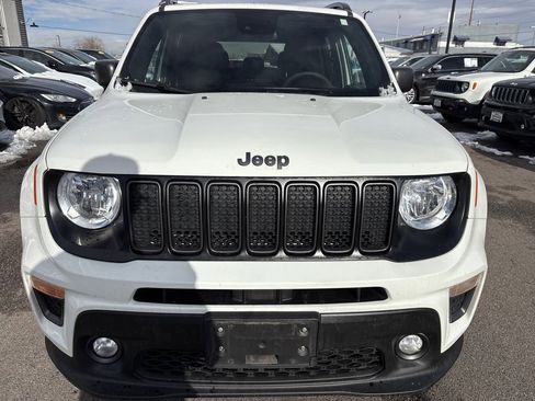 Used 2021 Jeep Renegade Latitude w/ Sun & Sound Group image 8