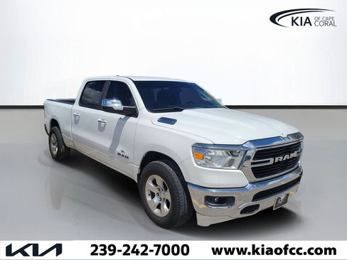 Used 2019 RAM 1500 Big Horn RWD image 3