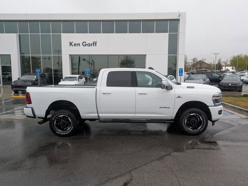 Used 2025 RAM 2500 Laramie image 2