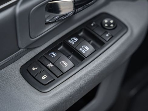 Used 2016 RAM 2500 Big Horn w/ Black Appearance Group image 46