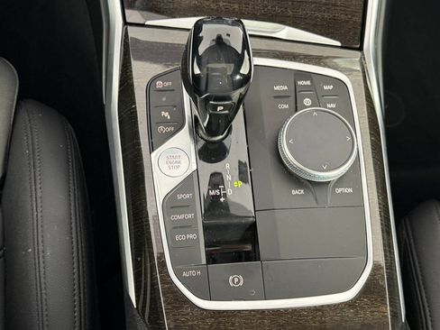 Used 2020 BMW 330i Sedan w/ Convenience Package image 18