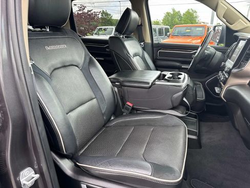 Used 2019 RAM 1500 Laramie w/ Off Road Group AWD/4WD image 22