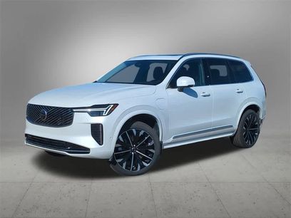 New 2025 Volvo XC90 T8 Plus w/ Protection Package Premier