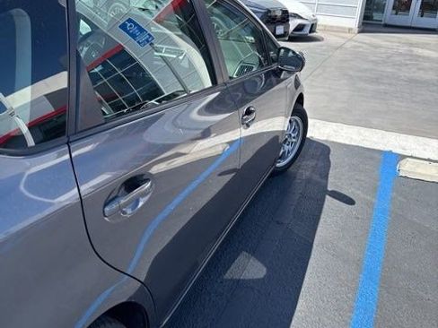 Used 2015 Toyota Prius V Two image 2