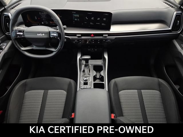 Certified 2026 Kia Sorento LX FWD image 15
