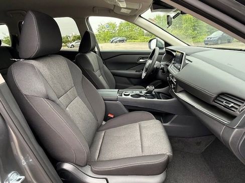 New 2026 Nissan Rogue SV image 15